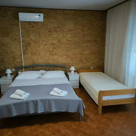Marina Apartman