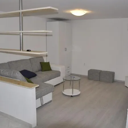 Apartament Marina